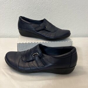 Clarks Everlay Luna Shoe Women 8 Navy Blue Leather Slip‎ On Comfort Casual Flat
